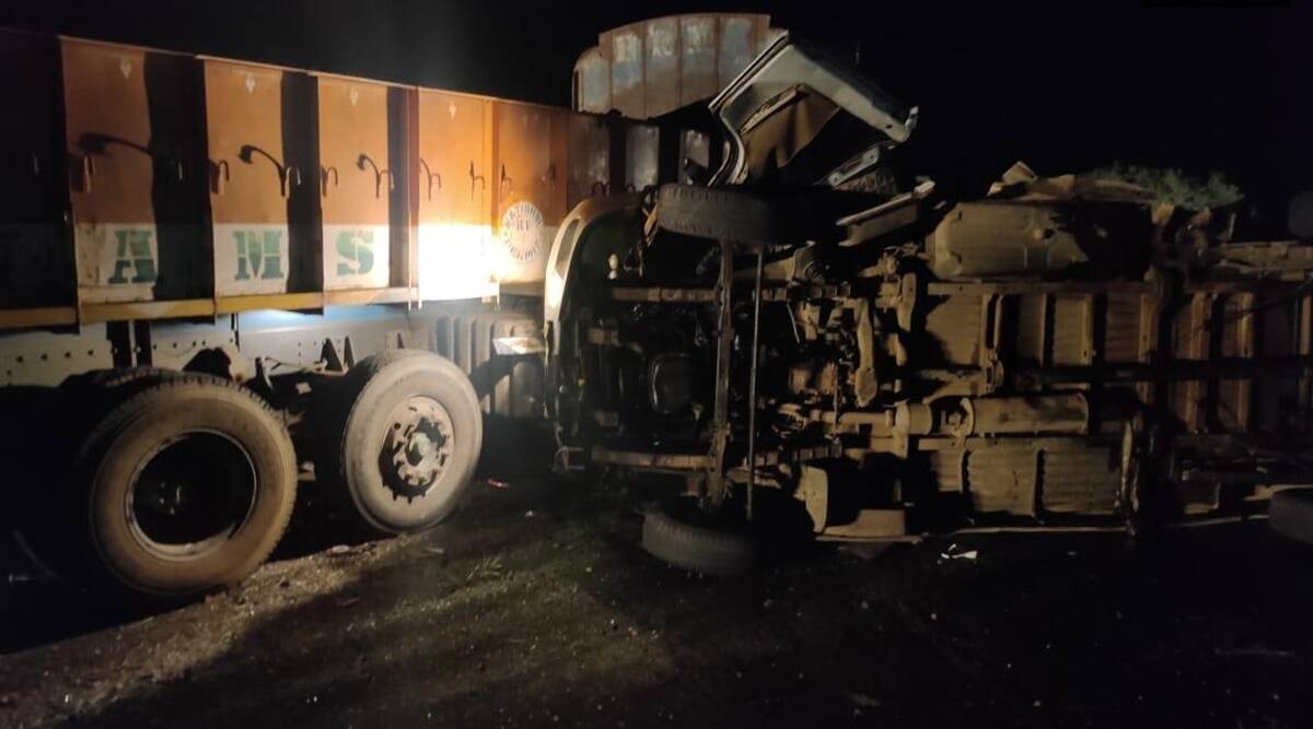 Fourteen-killed-4-injured-as-mini-bus-hits-lorry-in.jpg Fourteen killed, 4 injured as mini bus hits lorry in Andhra Pradesh’s Kurnool