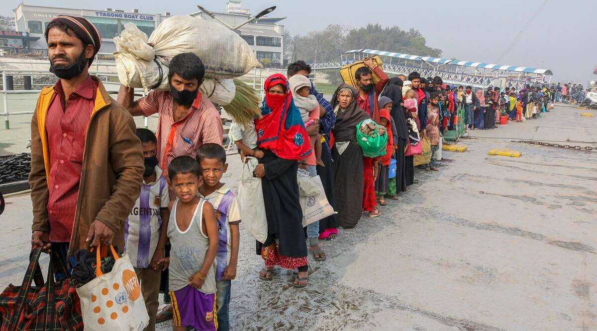 Indian-coast-guard-rescues-81-Rohingya-on-drifting-boat-8.jpg Indian Coast Guard Rescues 81 Rohingya on Drifting Boat