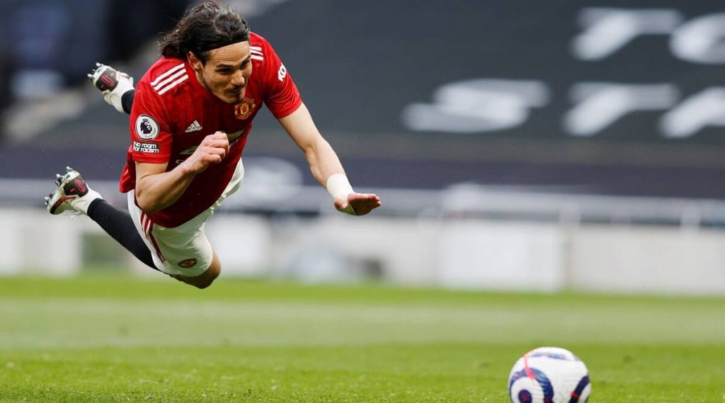 Edinson-Cavani-and-Mason-Greenwood-seal-Manchester-Uniteds-comeback-at.jpg Cavani and Greenwood Makes Manchester United Win