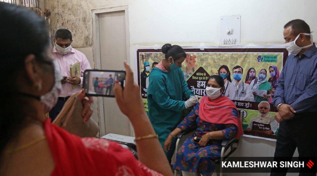 In-third-phase-vaccination-on-all-days-of-April-India.jpg Third Phase of Covid-19 vaccination on all days of April
