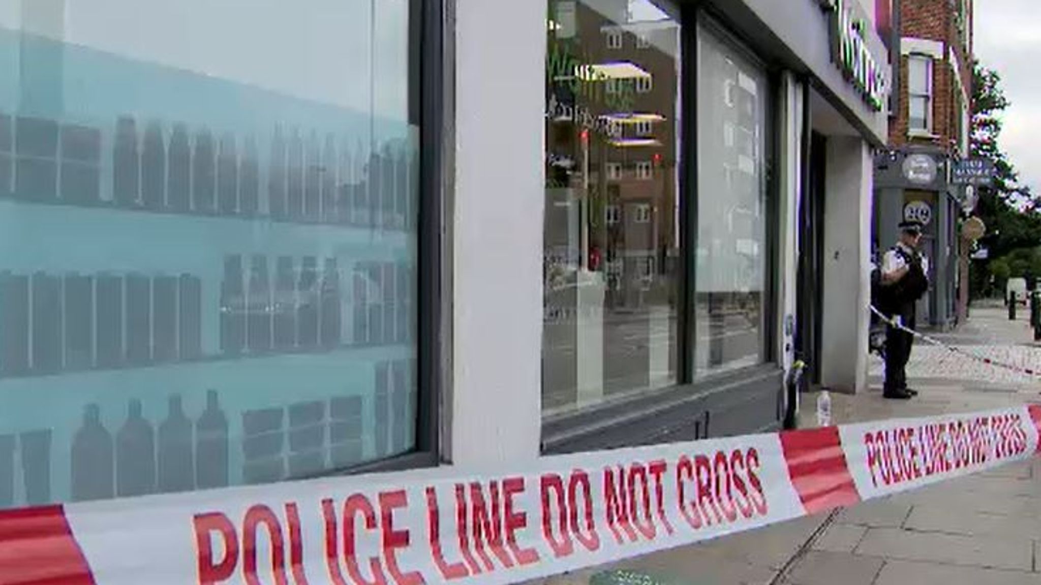 skynews-waitrose-syringe-fulham_5490455