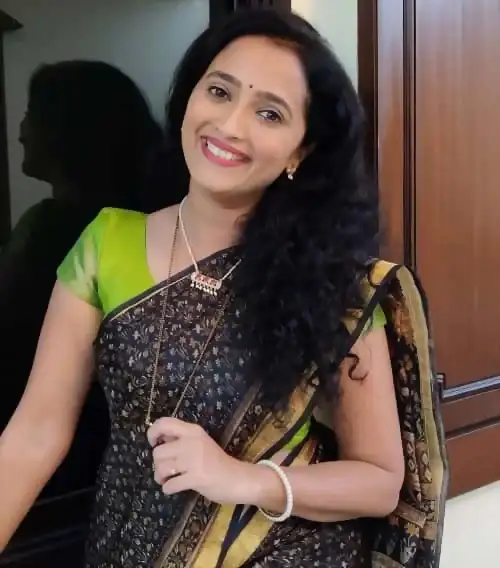Rujuta Deshmukh age