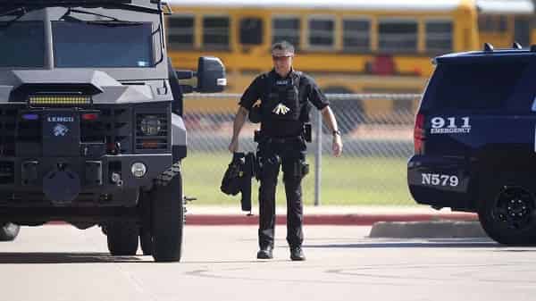 police-arrest-suspect-accused-of-shooting-at-texas-school Police arrest suspect accused of shooting at Texas school