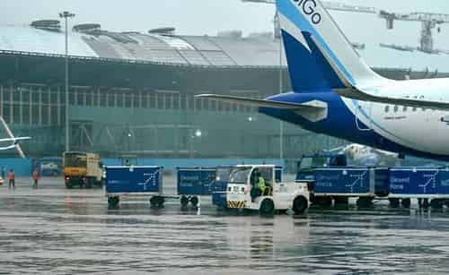 chennai-airport-arrivals-suspended-until-6pm-due-to-heavy-rain-and-crosswinds Chennai Airport Arrivals Suspended Until 6PM Due To Heavy Rain And Crosswinds