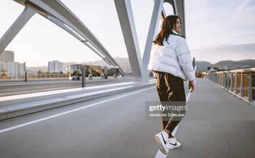 emma-raducanus-photographs-from-the-new-bridge-over-the-danube-river-in-linz-are-breaking-the-internet-firstsportz Emma Raducanu's photographs from the new bridge