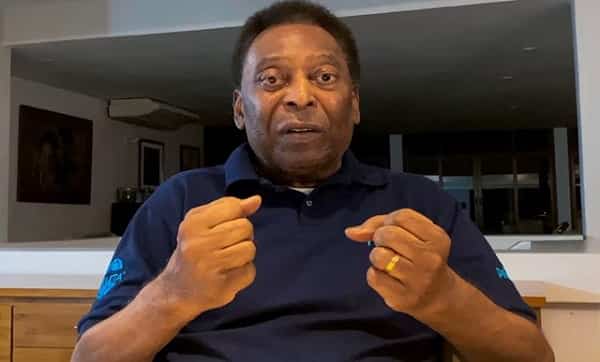 a-urinary-tract-infection-extends-the-time-pele-spends-in-the-hospital A urinary tract infection extends the time Pele spends in the hospital