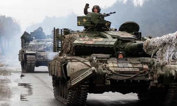 more-russian-infantry-and-tanks-moving-toward-kyiv More Russian infantry and tanks moving toward Kyiv