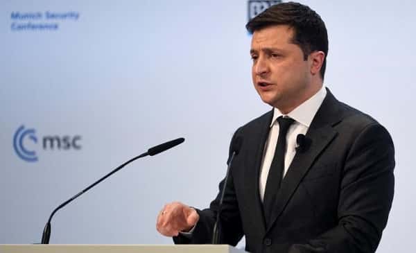 ukraine-may-cut-diplomatic-ties-with-russia-ukrain-president Ukraine may cut diplomatic ties with Russia: Ukrain President