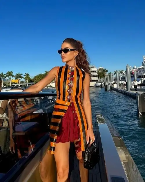 Camila Coelho Net worth