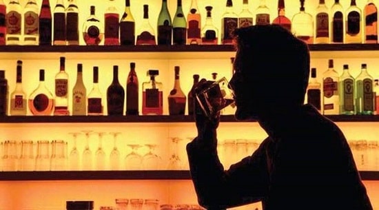 DRINKING-min amendment Bill on liquor ban