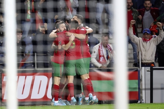 Portugal advances twice in the first half against Turkey in the World Cup play-off------min Portugal Surpasses Turkey