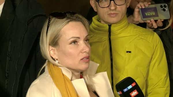 marina-ovsyannikova-may-face-jail-for-anti-russia-messages Marina Ovsyannikova May Face Jail for Anti-Russia Messages