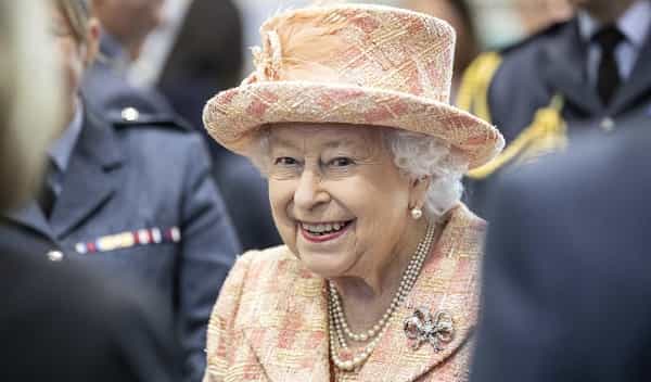 britains-queen-elizabeth-celebrates-her-96th-birthday-with-joy Britain's Queen Elizabeth celebrates her 96th Birthday with joy