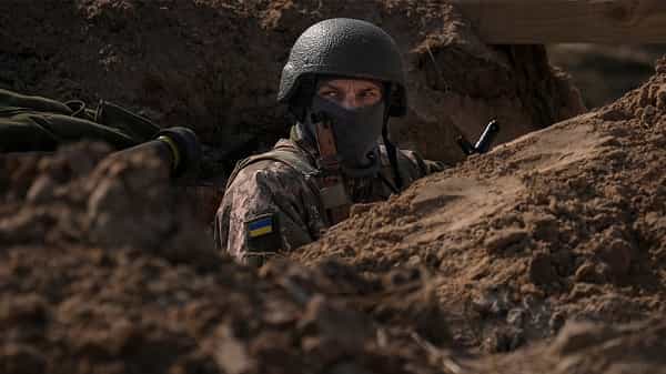 ukraine-says-russian-forces-fall-back-from-kyiv-but-still-fighting Ukraine says Russian forces fall back from Kyiv but still fighting