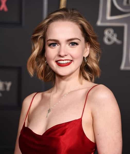 Hallea Jones Net Worth