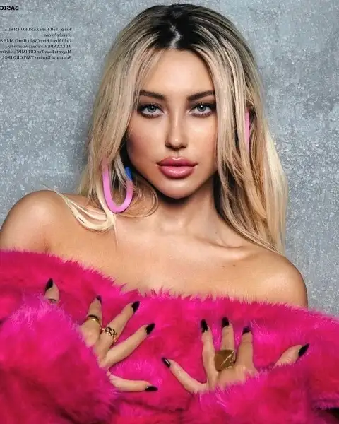 Stefanie Gurzanski Wiki