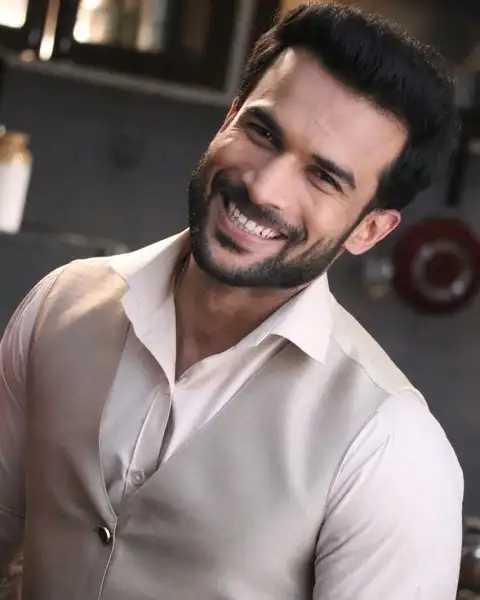 Vishal Nikam Vishal Nikam