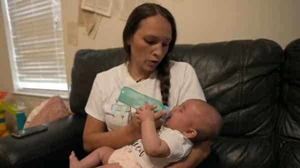 parents-worry-about-dwindling-baby-formula-supply Parents worry about dwindling baby formula supply