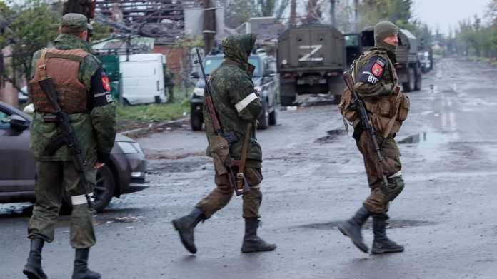 russian-soldiers-occupied-several-settlements-near-the-luhansk-region-in-ukraine Russian soldiers occupied several settlements near the Luhansk region in Ukraine