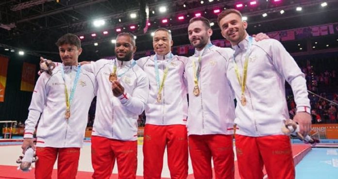 Commonwealth Games: Fraser helps England to win third team gymnastics gold
