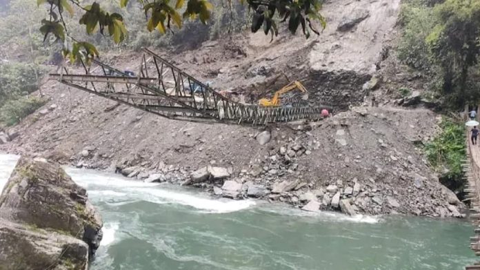 One dead and 18 labourers missing near India-China border in Arunachal Pradesh